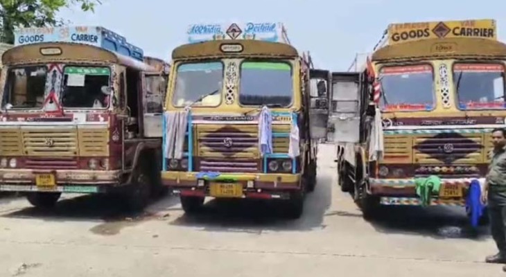 ভারত থেকে এলো তিন ট্রাক বিস্ফোরক দ্রব্য
